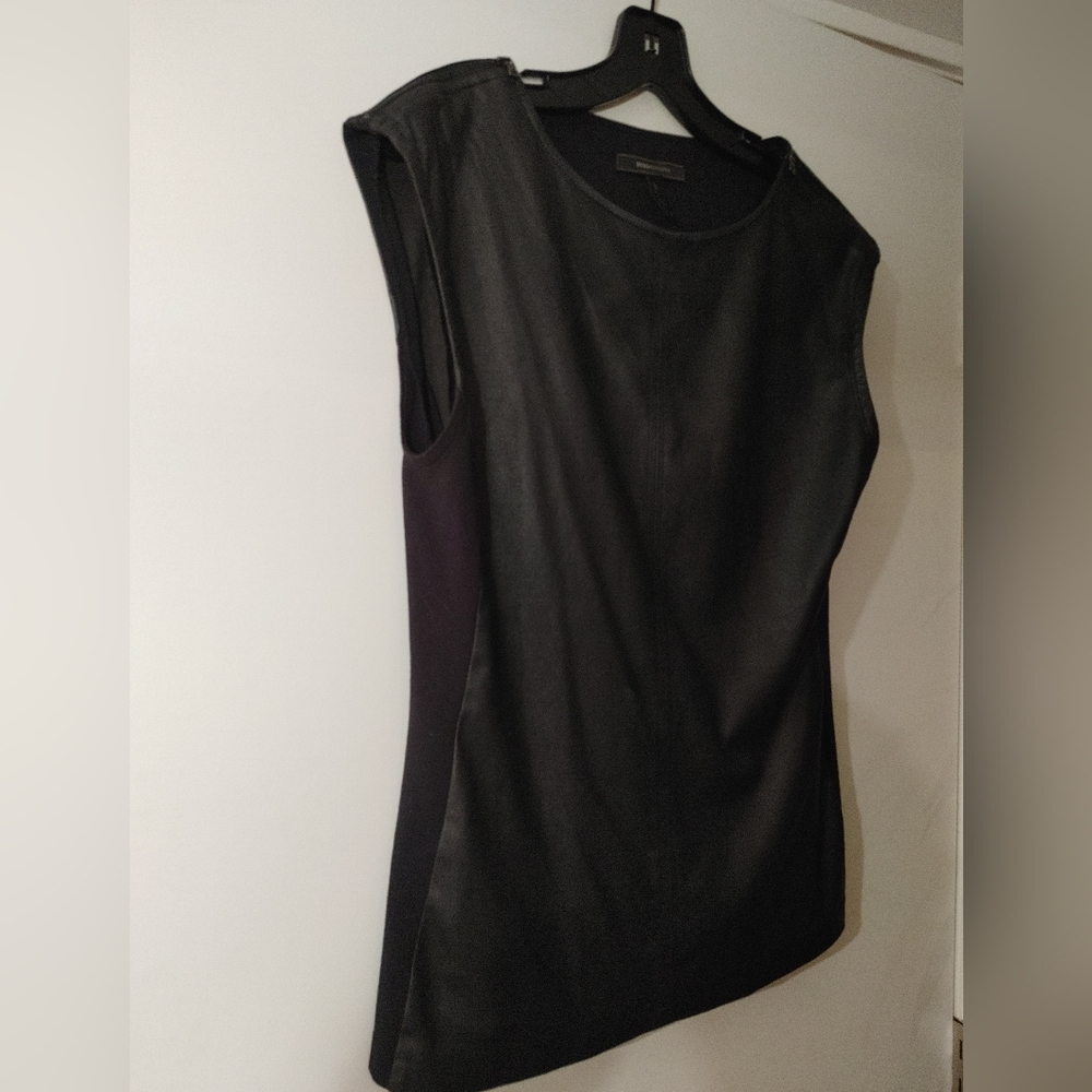 BCBGMaxAzria Top - Picture 2 of 3
